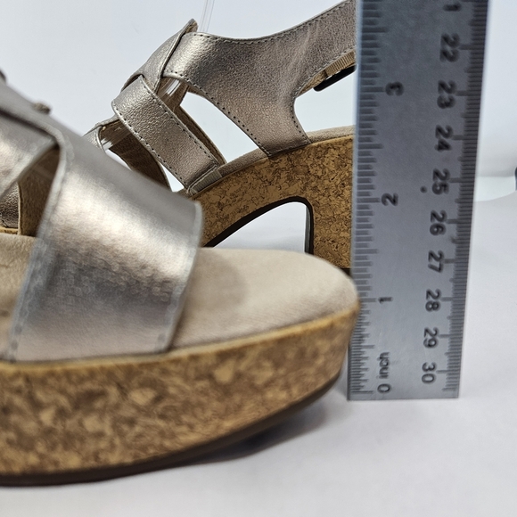 Soul Naturalizer Womens Aki Warm Silver Faux Leather Platform Sandels Sz 7W Adj. - Picture 5 of 12